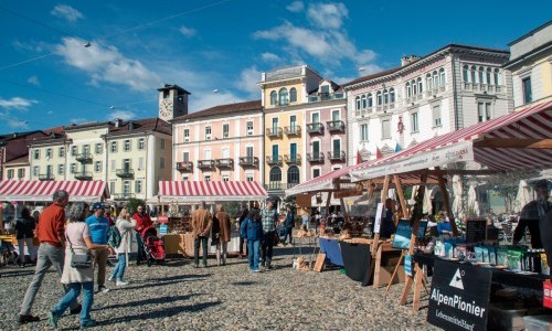 alpinavera Markt im Tessin