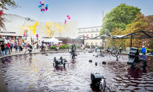 THEATERPLATZ – FEST