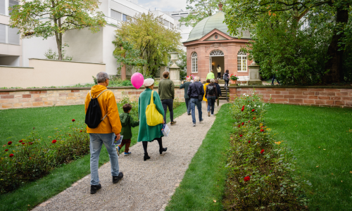 MONATLICHE WANDERUNG DURCH DAS THEATERPLATZ-QUARTIER