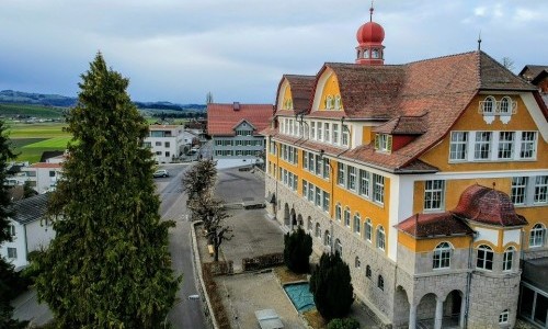 Turnhalle Dorfschulhaus