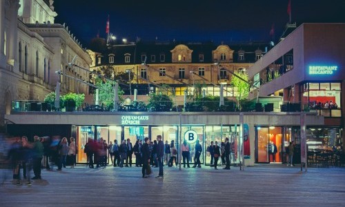 Bernhard Theater