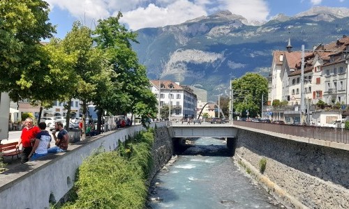 Gastspiel in einem Klassenzimmer in Chur