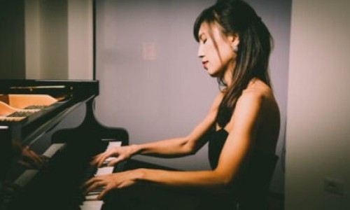 Piano. Rachel Naomi Kudo